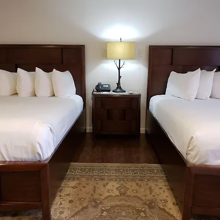 Iron Horse Inn