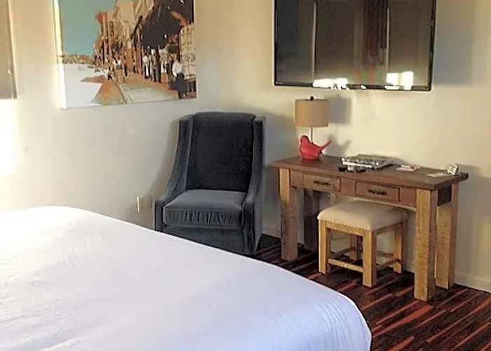 Iron Horse Motel 3*